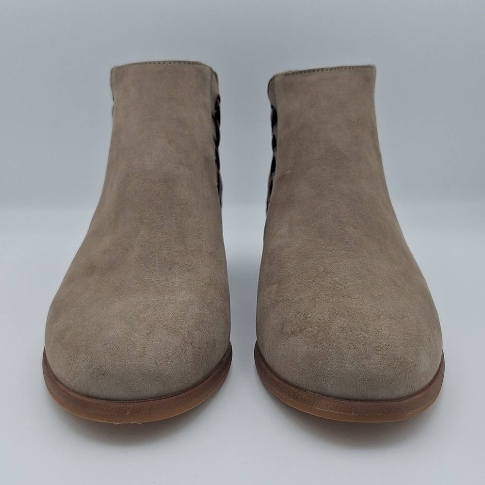 NIB VINCE CAMUTO Prestetta Bootie - Foxy True Suede, Taupe - Picture 9 of 16